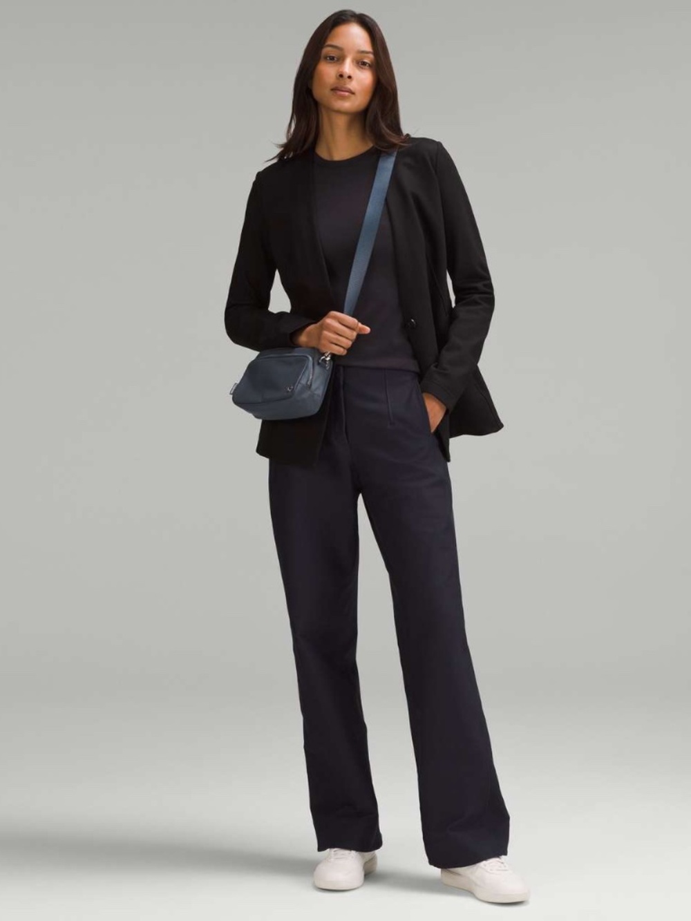 Lululemon Utilitech Relaxed-Fit Mid-Rise Trouser size 10